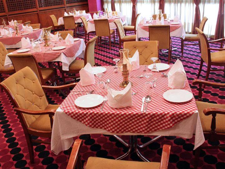 Restaurant, Oriental Palace Hotel in Manama