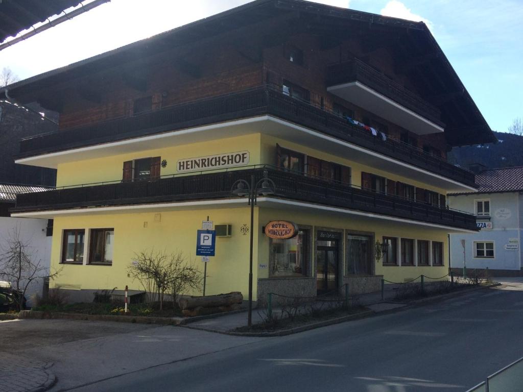 Heinrichshof - 4