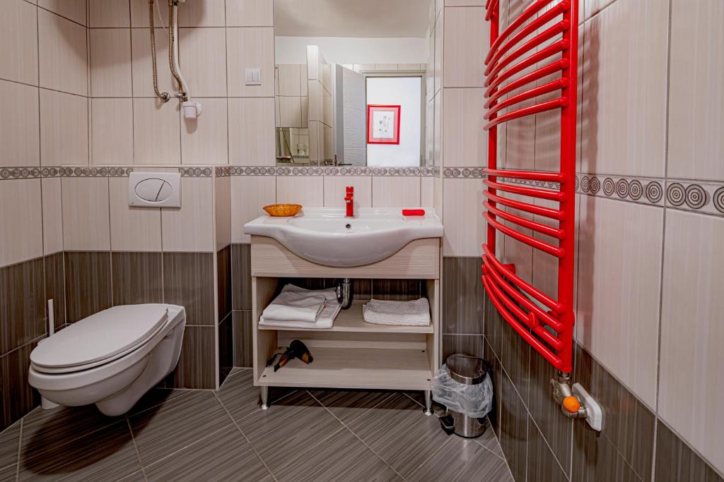 Riviera Rooms Vendegszobak photo