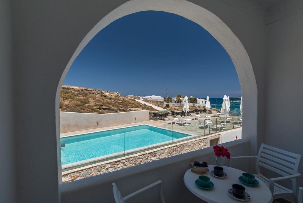 Adonis Hotel Studios & Apartments photo