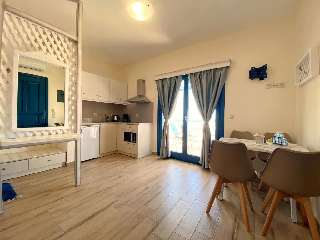 Michail Suites Afiartis Karpathos photo