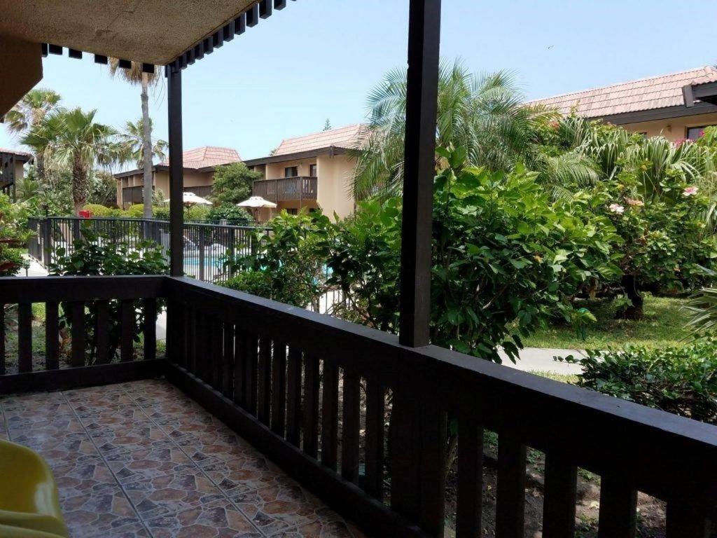 Tiki 149, South Padre Island