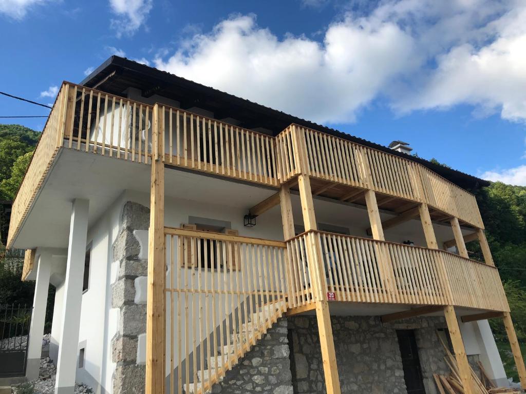 Hiša Pri Koritu - Apartma Matajur, Kobarid