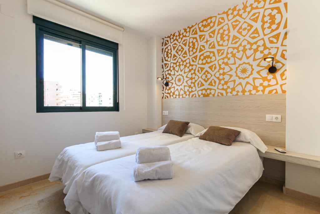 Apartamento Veremar, zona tranquila, con piscina, jardines, soleado y cerca de la playa de la cala, para disfrutar el mediterraneo - 4