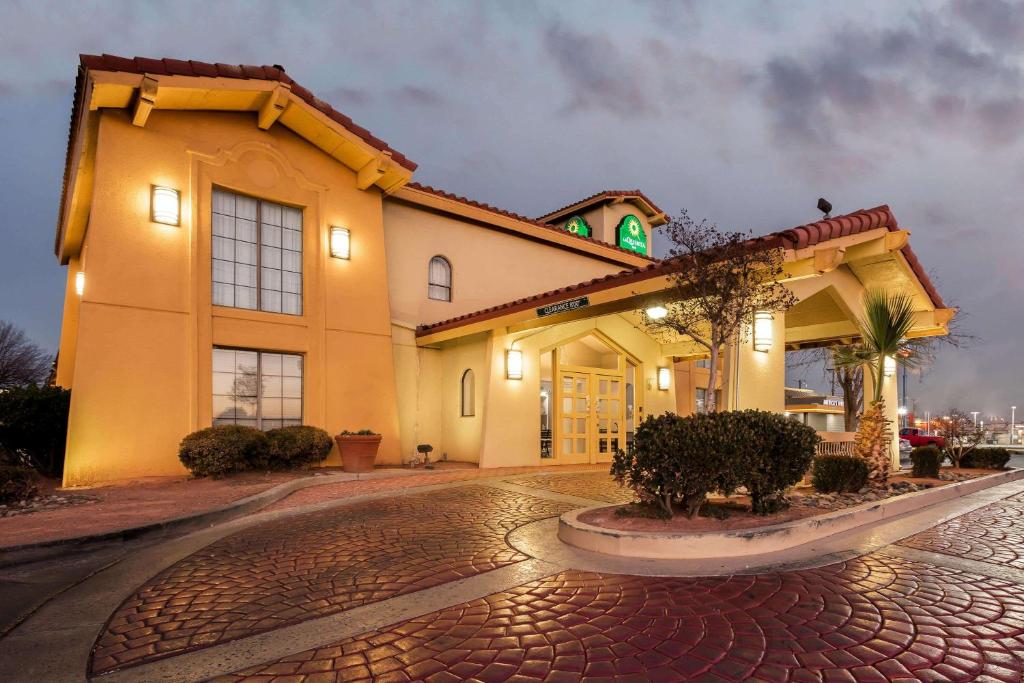La Quinta Inn by Wyndham El Paso East Lomaland photo