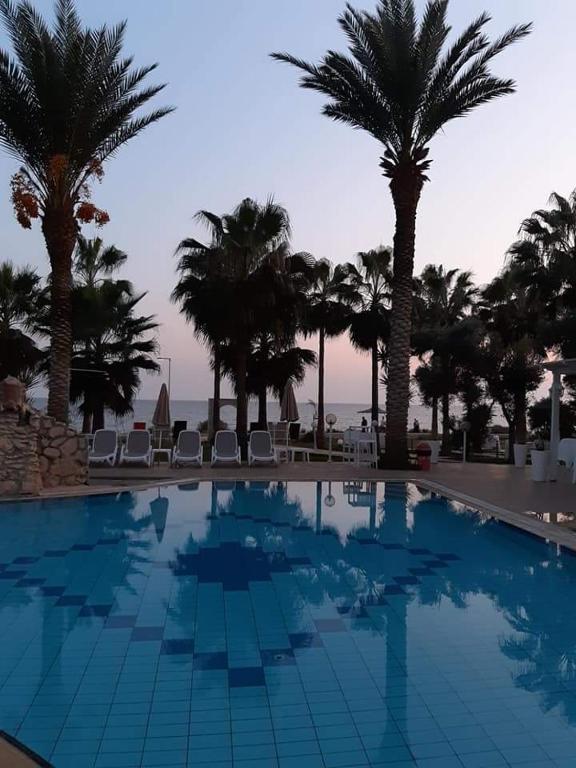 Simos Magic Beach Hotel Apts photo