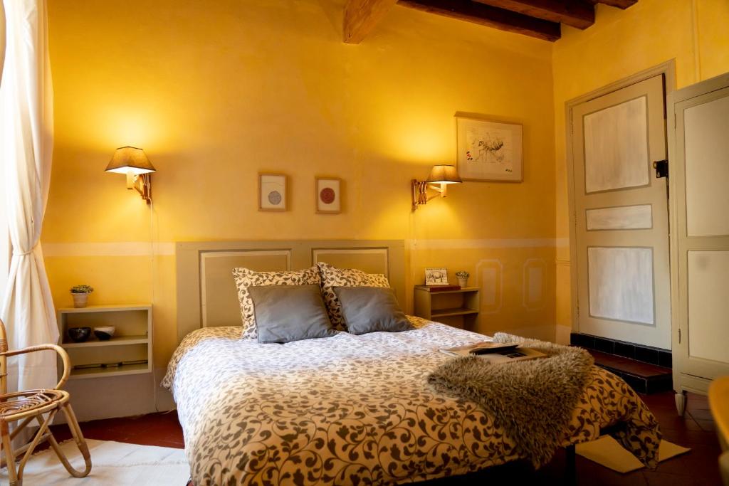 Rue du Chateau photo