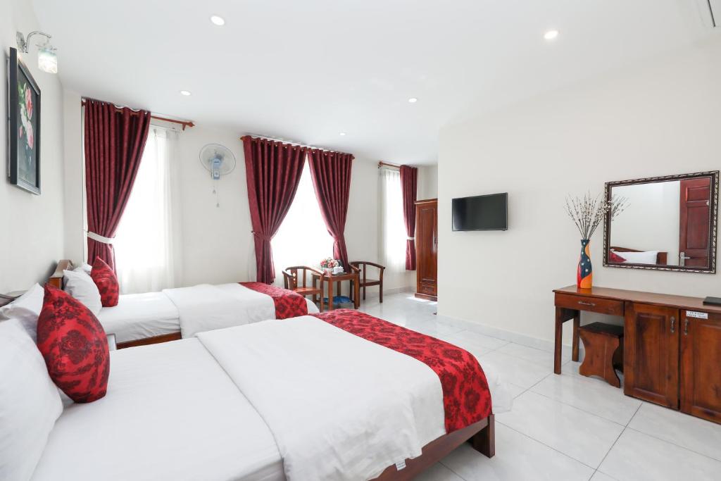 ミン ホアン ホテル (Minh Hoang Hotel)