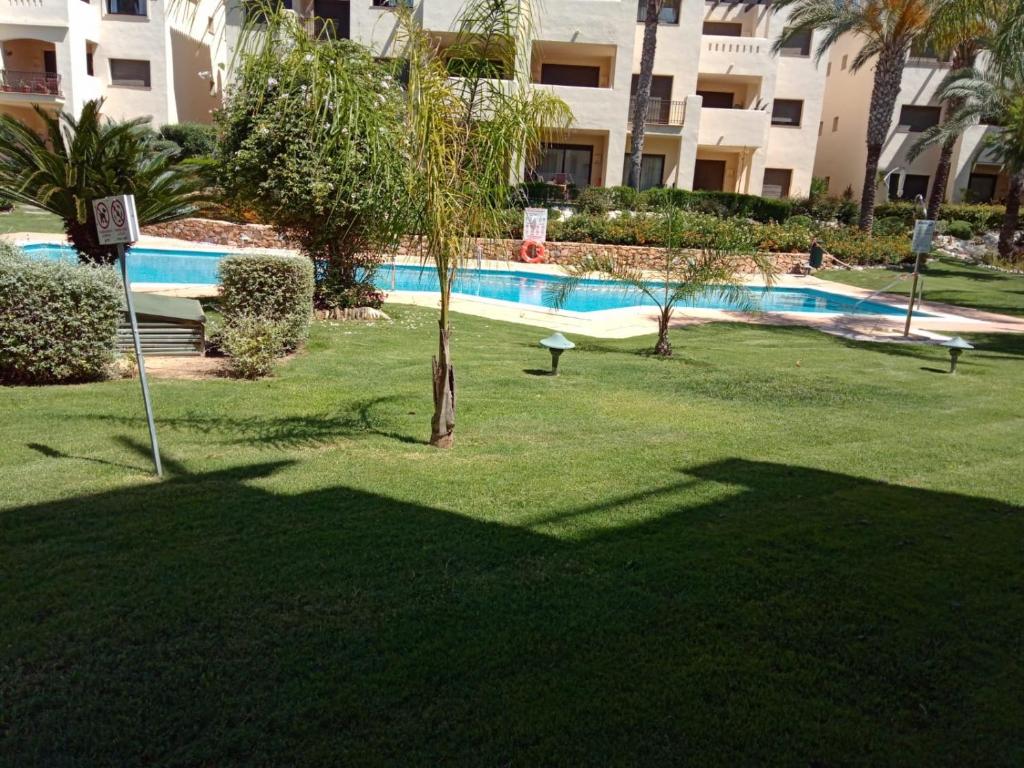 Ground floor with view by Bev, San Javier