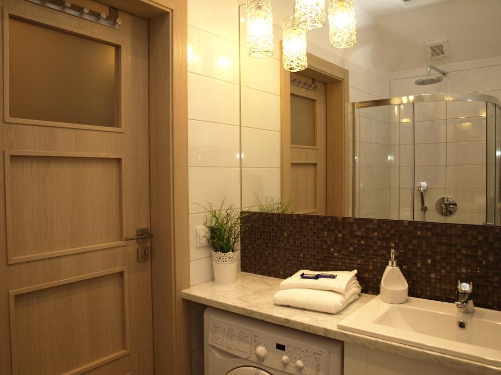 Grand-Tourist Center Point Apartments photo
