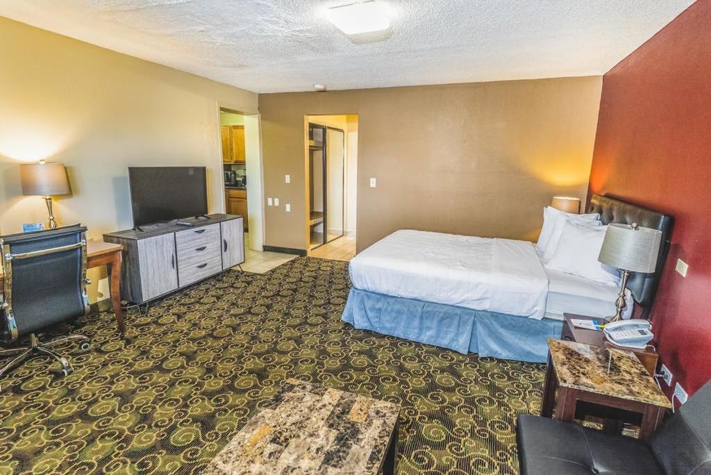 Days Inn by Wyndham Montrose photo
