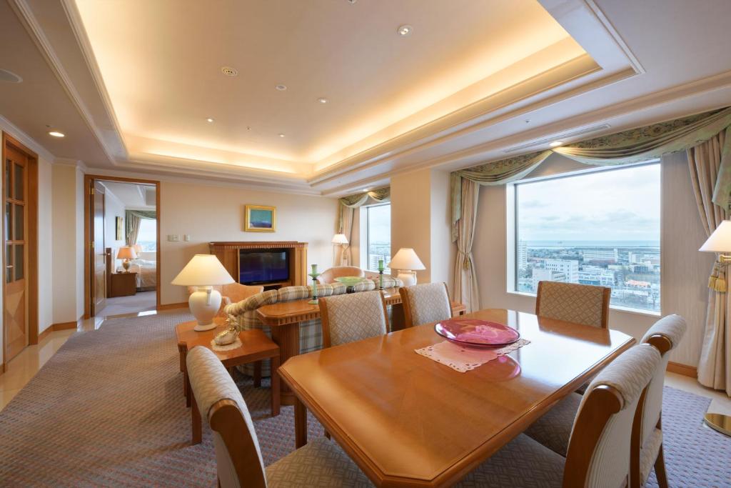 Grand Hotel New Oji Photo 25