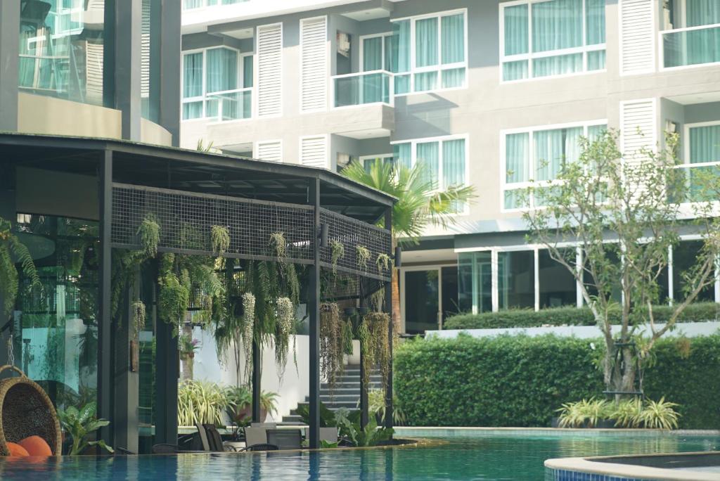 Wisdom Hotel photo