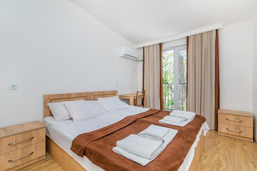 Hotel Continental photo