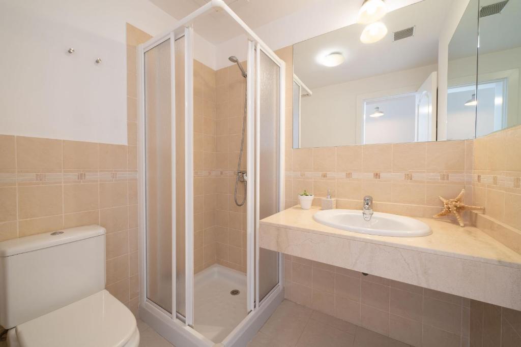Living El Charco-central location - 5