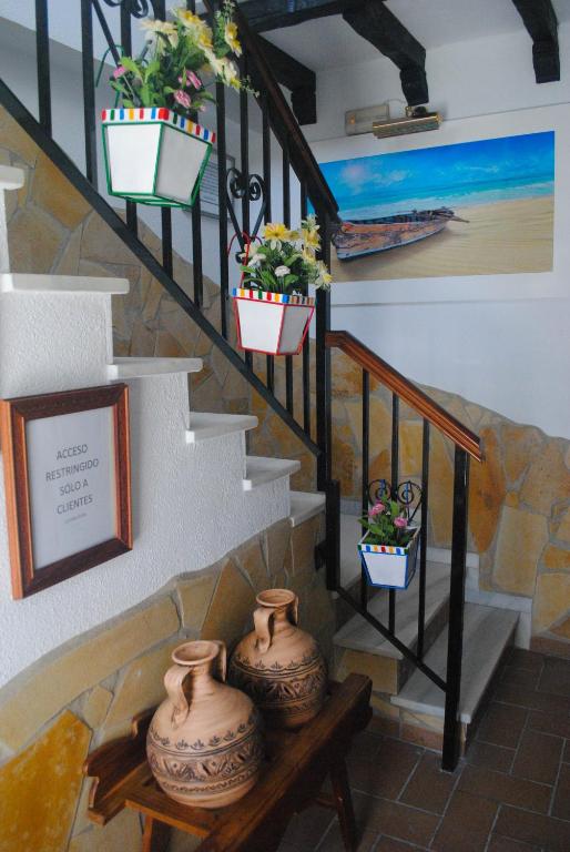 Hostal Costa De La Luz - 4