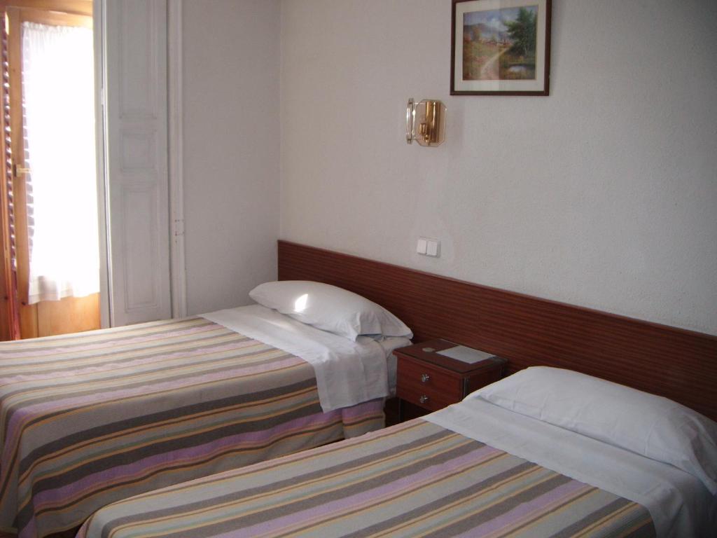 Hostal Tudescos - 4