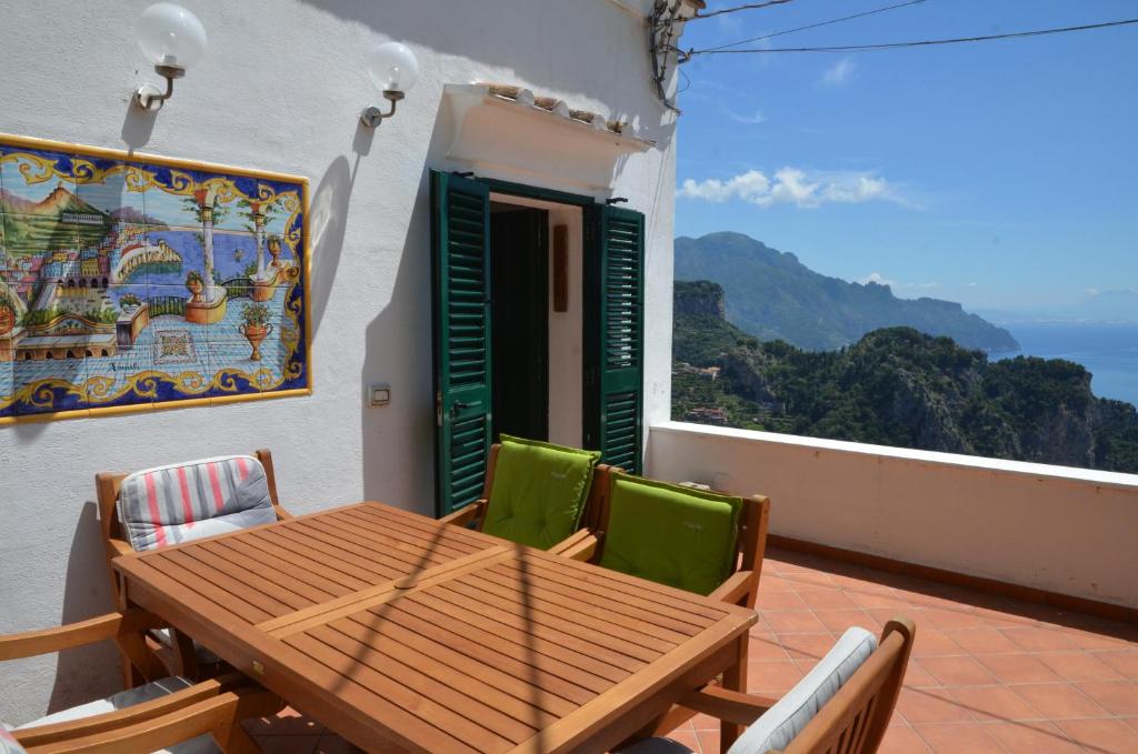 Amalfi Hills photo