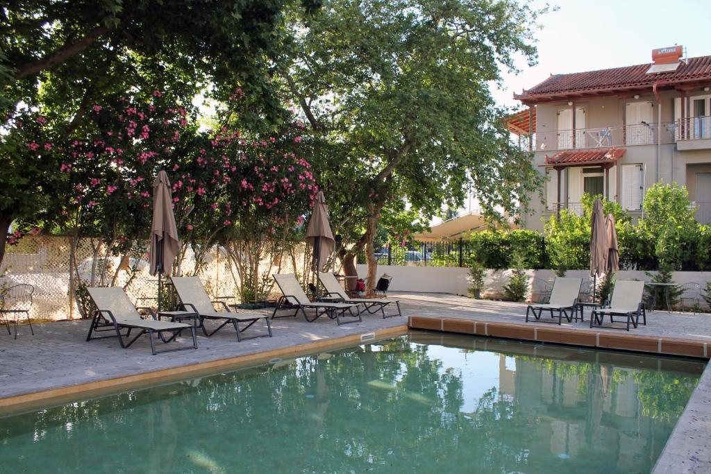 スイミングプール