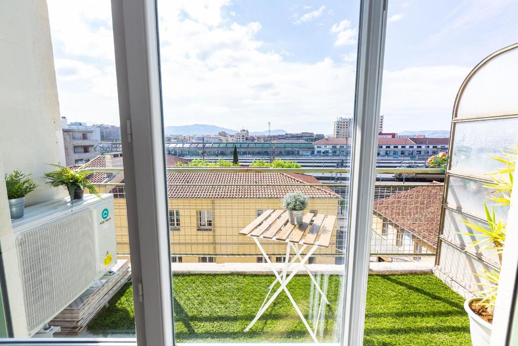 AppartHotel T3 EpicServices Saint-Charles - 2