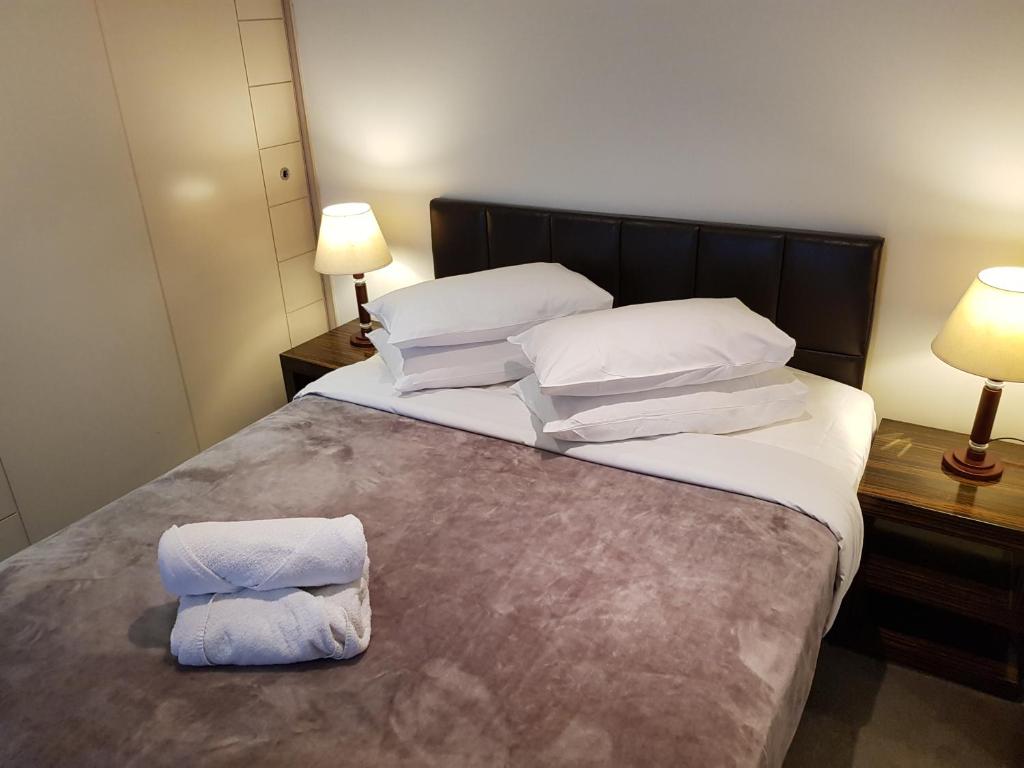 Accommodation Sydney 38 Harbour Street Sydney photo