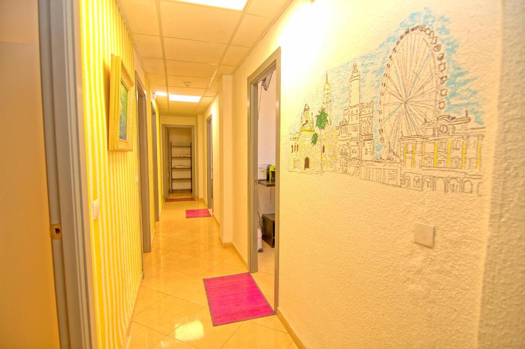 Low cost room Mercado Malaga photo