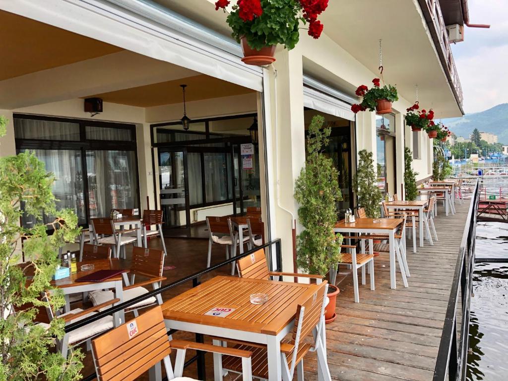 Pensiunea Damiro — Hotel in Orsova