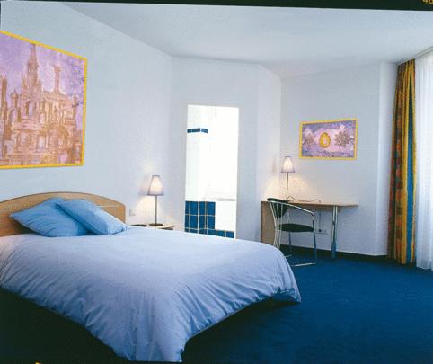 Amadeus Hotel photo