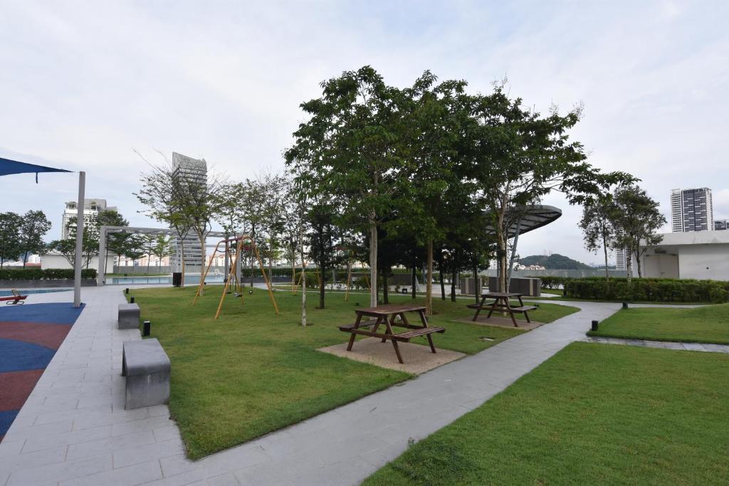 Family Cozy Homestay - Alpha IVF at Strand Mall photo