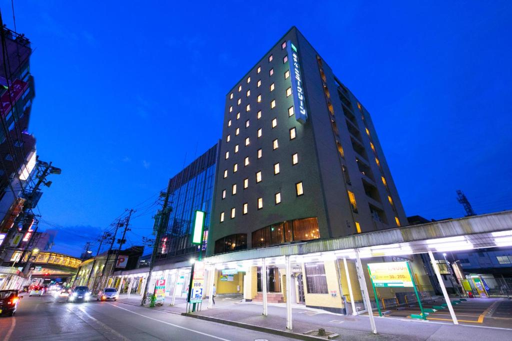 Exterior view, Hotel New Green in Nagaoka