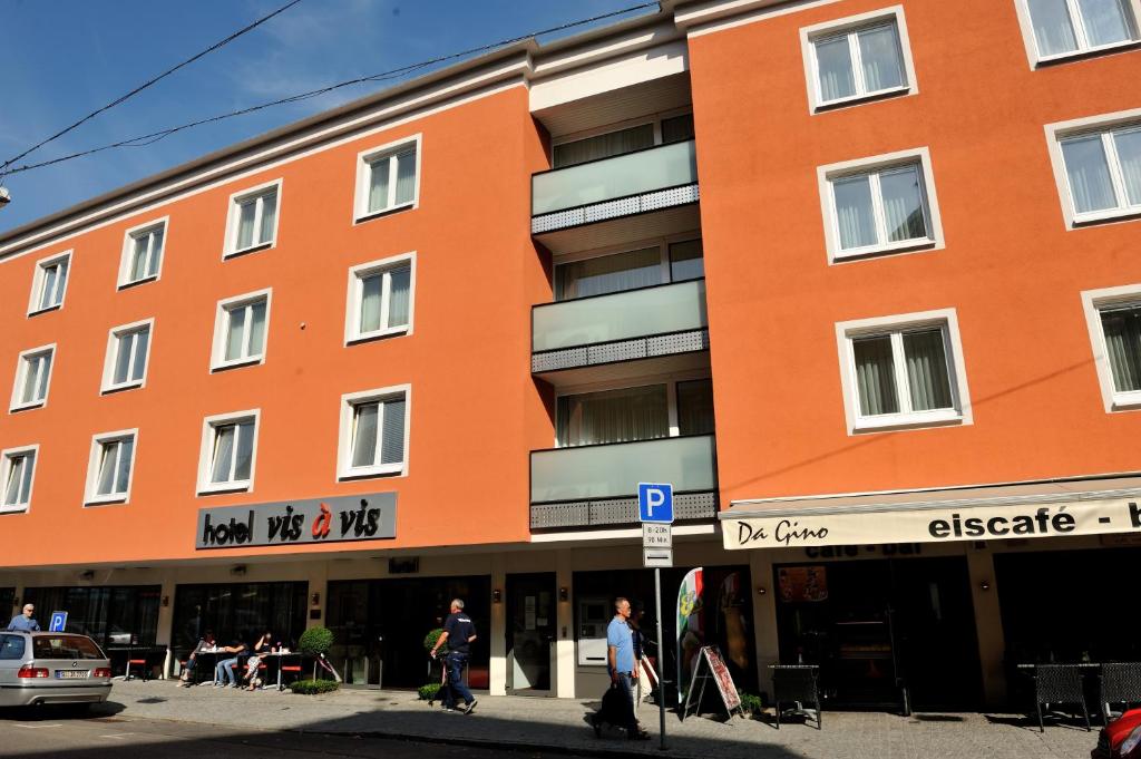 Entrance, Hotel Vis a vis in Lindau