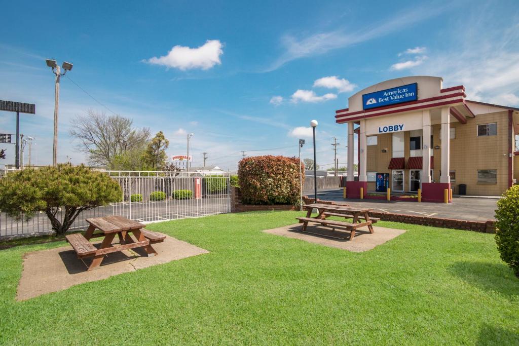 아메리카스 베스트 밸류 인 털사 앳 I-44 객실