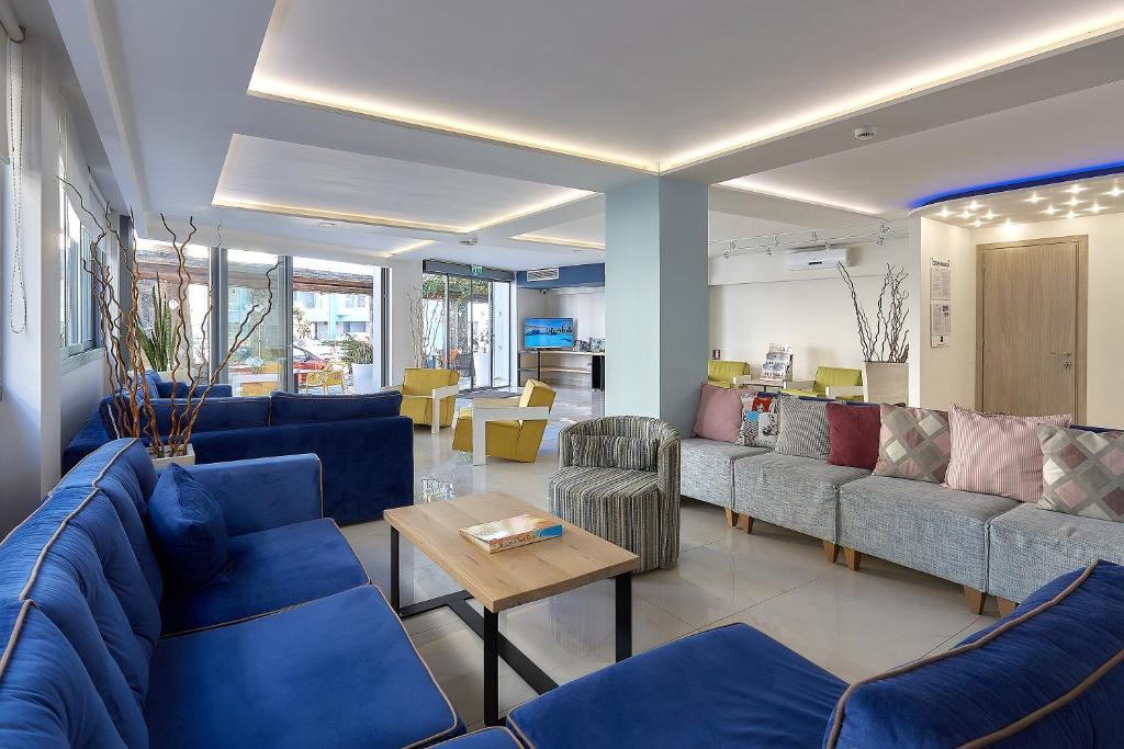 Pollis Hotel — Hotel in Crete Island
