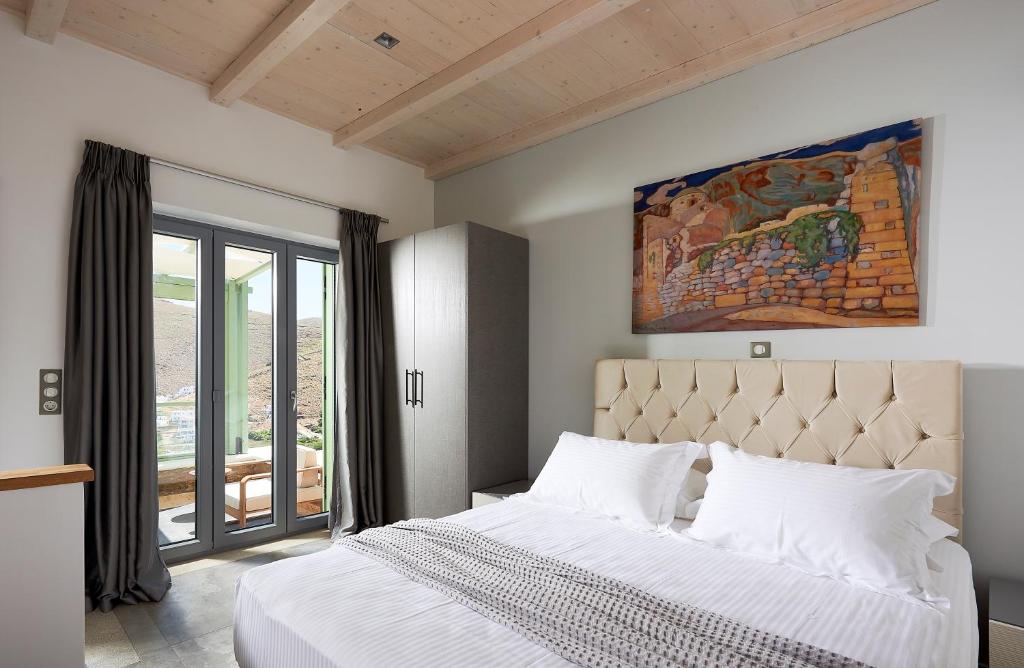EmGard Suites Kythnos photo