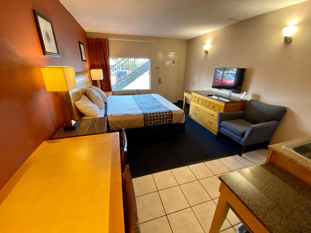 Breeze Inn & Suites, Virginia Beach photo