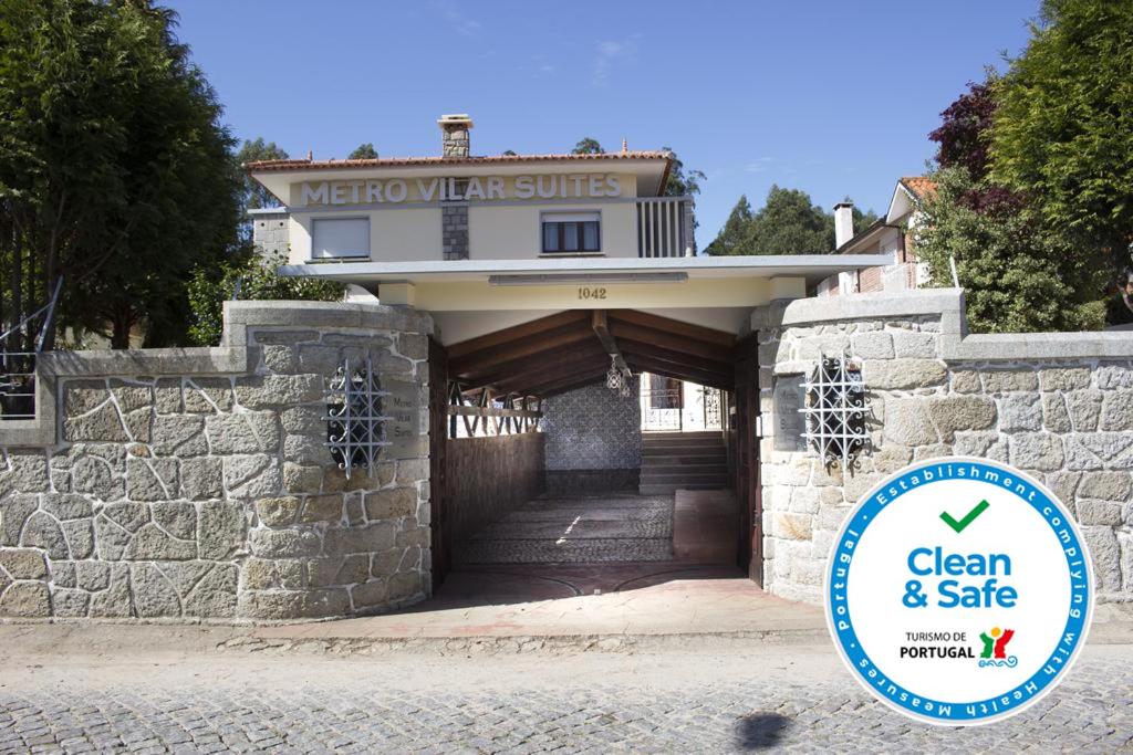 Metro Vilar Suites & Villas photo
