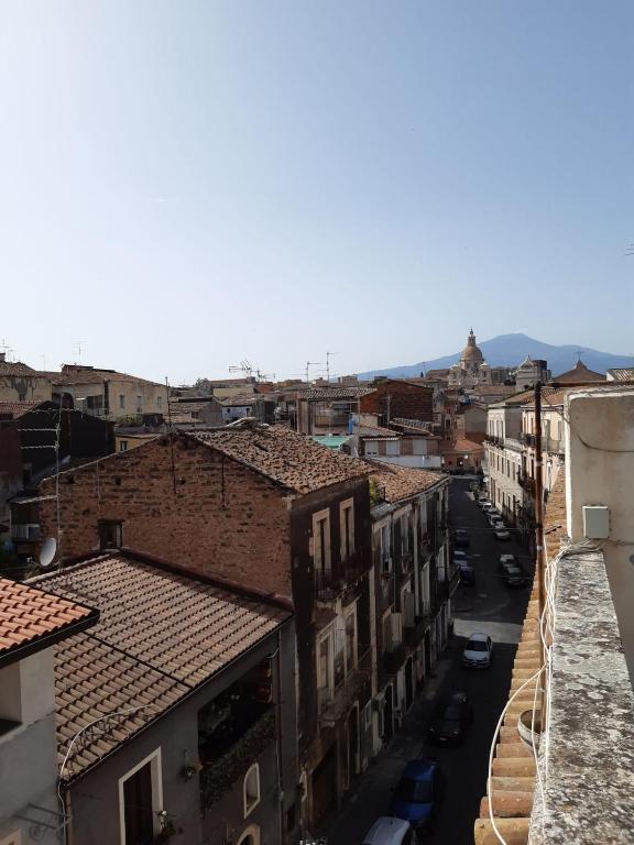 Old Catania Terrace - 4