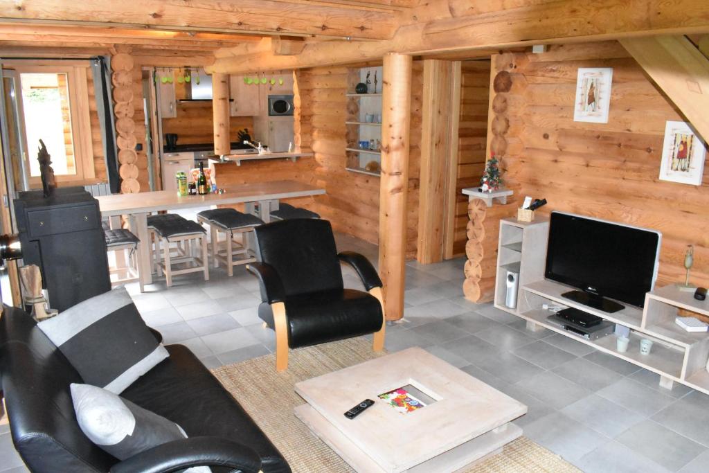 Chalet en rondins - 3 minutes des pistes - 3