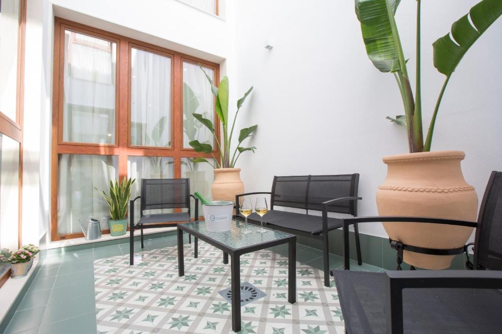 APARTAMENTOS LOS MORILES