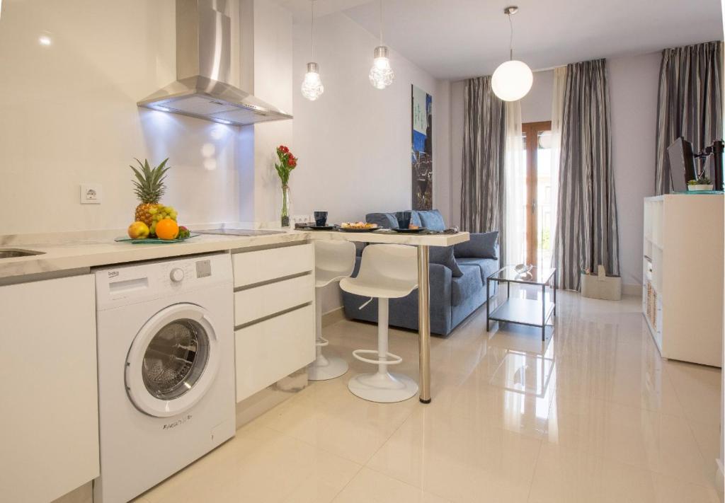 APARTAMENTOS LOS MORILES