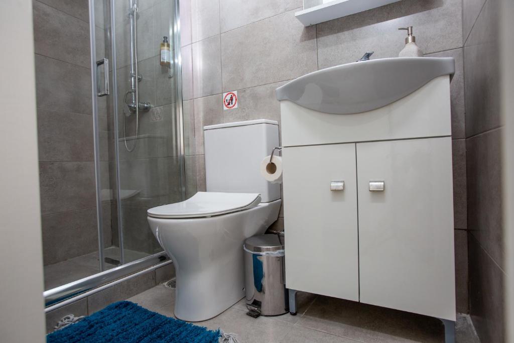 Raise Boutique Rooms in the Center of Athens photo