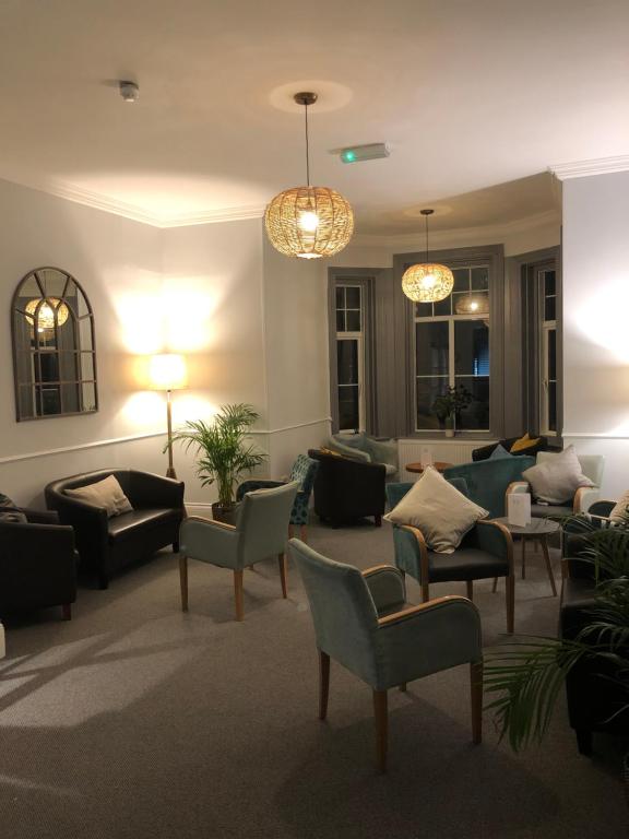 The Kingswood Hotel photo 8