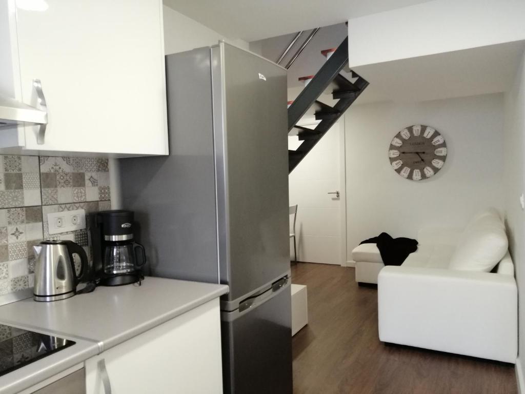 HomeForGuest BIOMA Modern & Minimalist Apartment photo