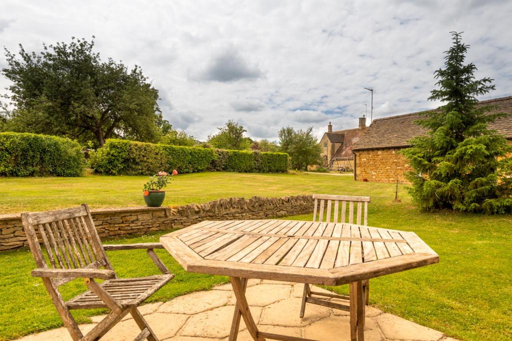 The Oaks - Ash Farm Cotswolds photo 4
