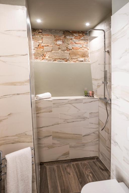 Corte Guelfa photo