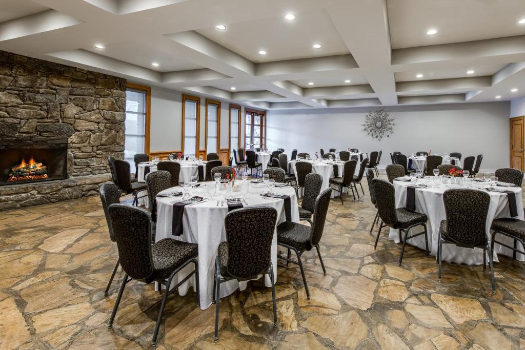 Crowne Plaza Resort Asheville Photo 43