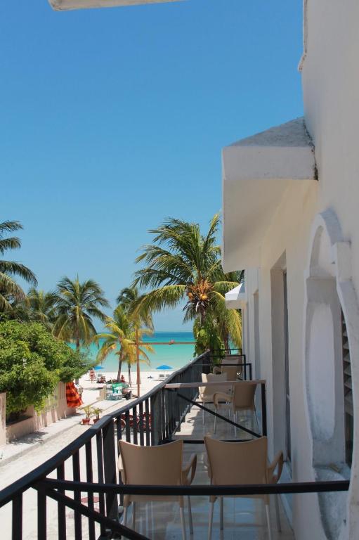 Hotel Cabanas Maria Del Mar - 4