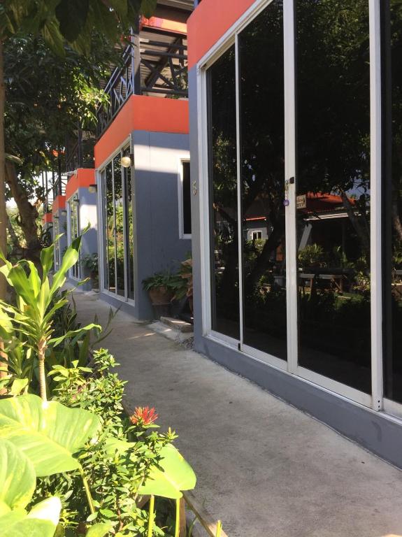 ミーパワ (Meephawa)