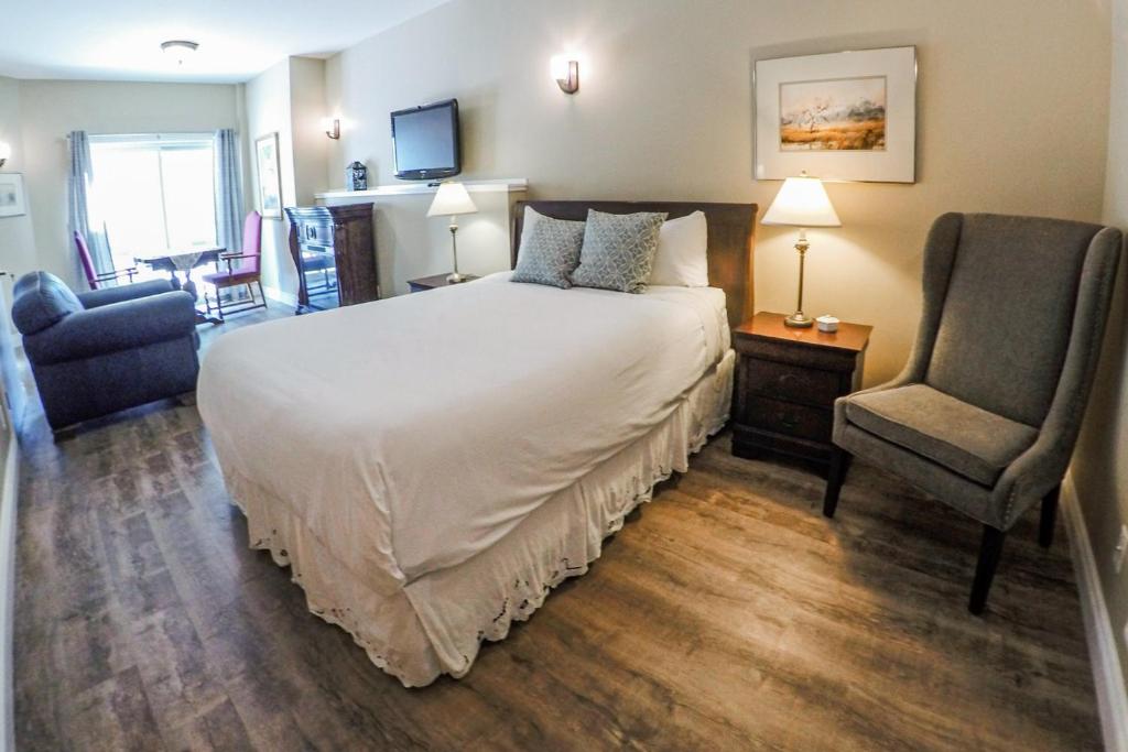 Lady MacDonald Country Inn photo
