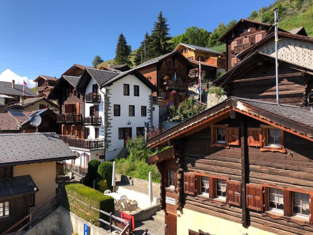 Appartement "Le Ver Luisant" à Saint-Martin, Val d'Hérens, Valais - 3